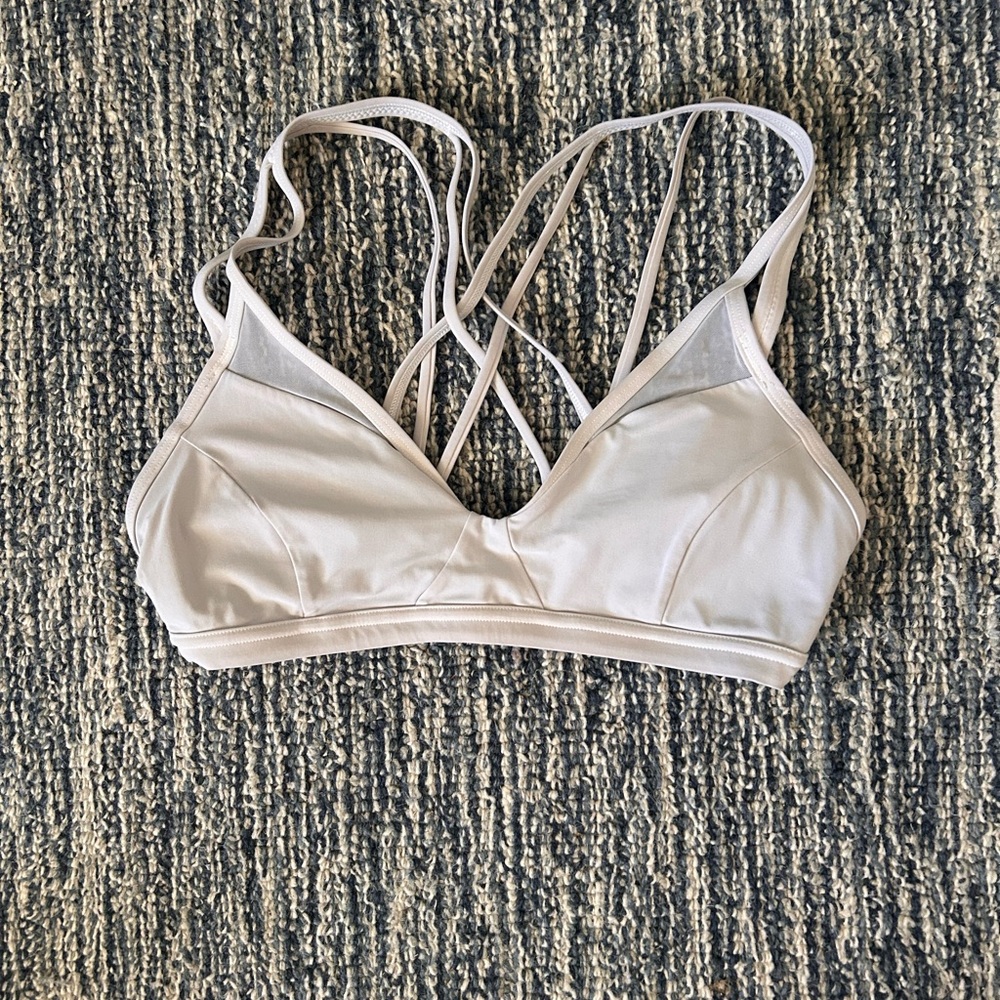 lulu lemon white sports bra